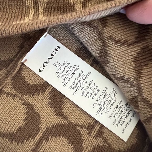 NWT Authentic Coach Gift Set: Monogram Beanie Hat and Scarf - Picture 9 of 10